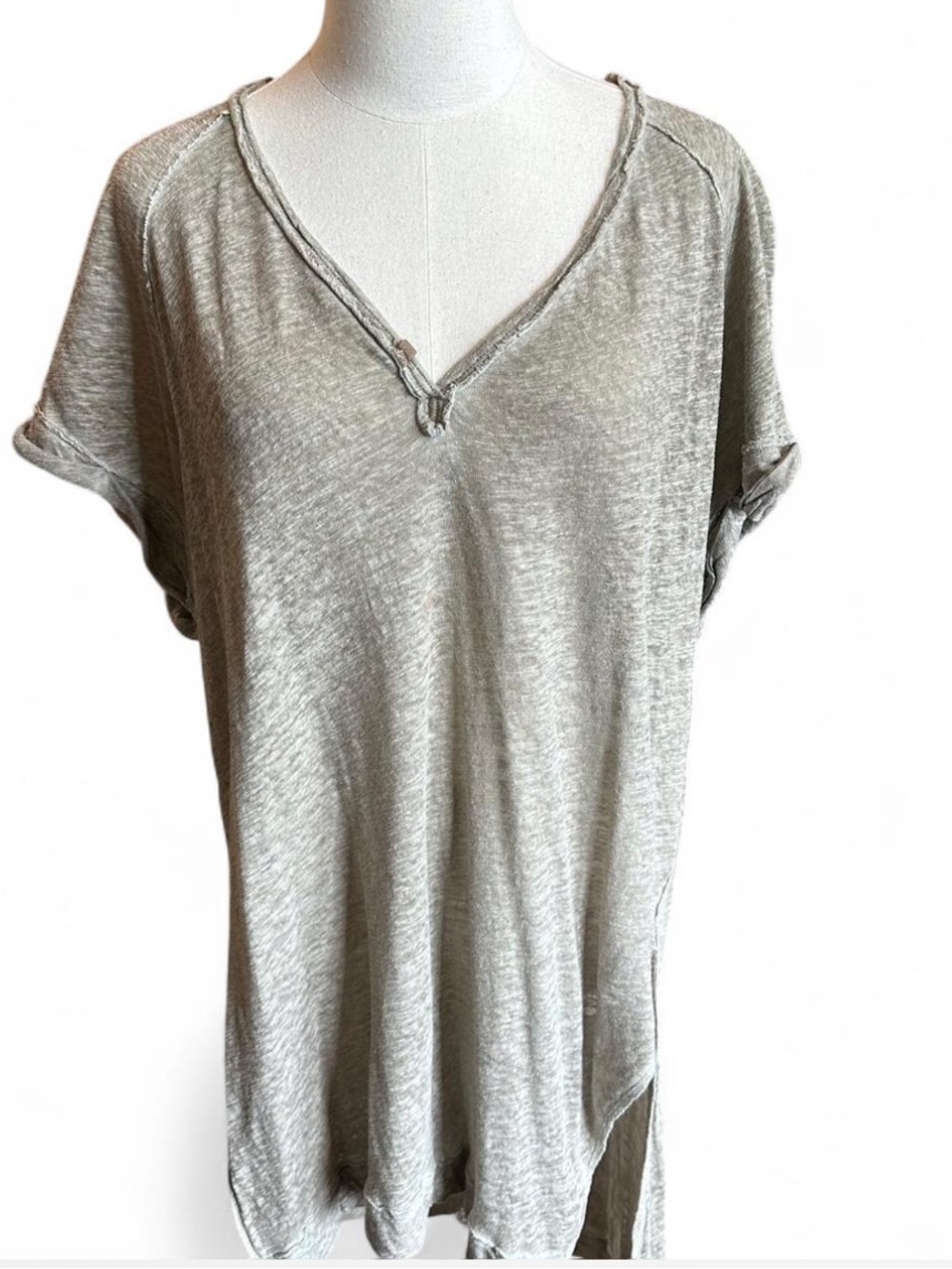 FREE PEOPLE x WE THE FREE V-neck SS Too with Hi Lo Side Slit in Khaki  — XS